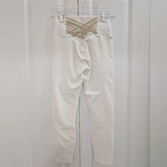 NWT Fabletics Boost PowerHold High Waisted 7/8 Leggings - Picture 4 of 8